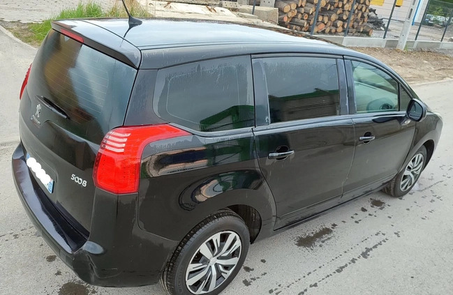 Peugeot 5008 cena 24121 przebieg: 230000, rok produkcji 2016 z Zawichost małe 277